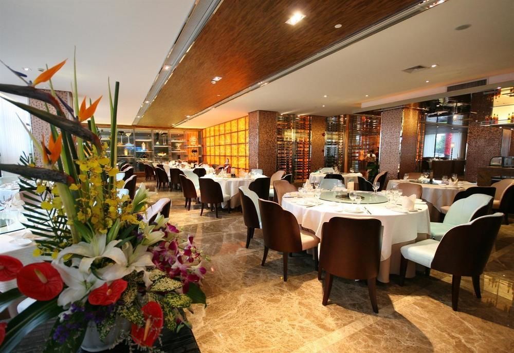 Four Seasons Rayli Hotel Ningbo Bagian luar foto