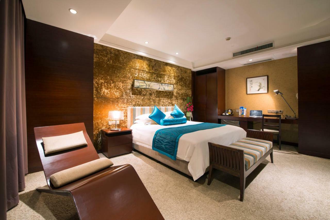 Four Seasons Rayli Hotel Ningbo Bagian luar foto
